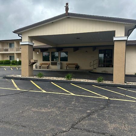 Executive Inn Zanesville Exterior photo